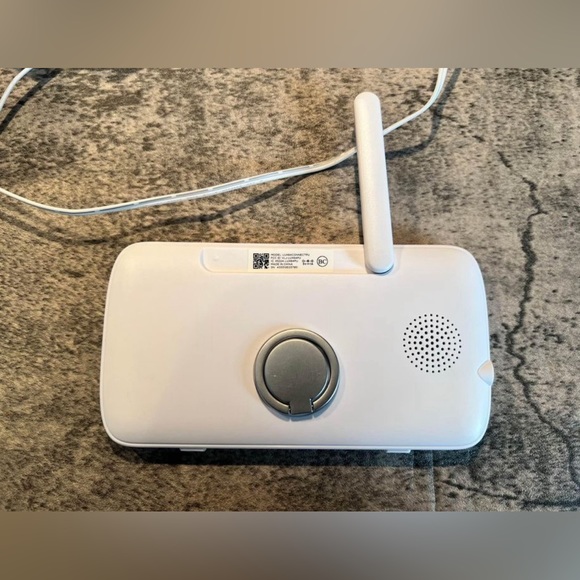 Motorola Lux64 Connect Baby Monitor - Picture 6 of 7